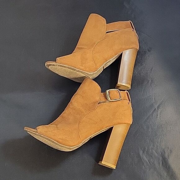 BAMBOO OPEN TOE ADJUSTABLE BUCKLE ANKLE BOOTIES - Picture 11 of 15